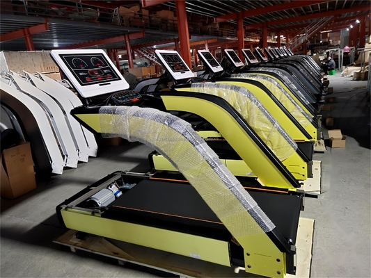 Q235 tapis de course à écran tactile LCD pour l'entraînement en force dans les équipements de gymnastique commerciaux