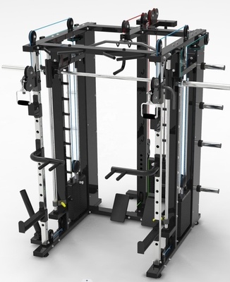 Station d'entraînement de force tout-en-un multi-fonctionnelle commerciale unisexe avec salle de gym à domicile