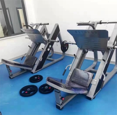 Machine de musculation pour l' entraînement de la force de 45 degrés