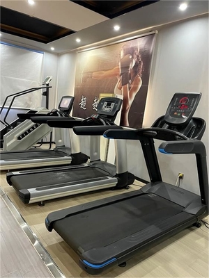 3.0HP tapis roulant électrique à moteur pour les entraînements cardio lourds dans les gymnases commerciaux