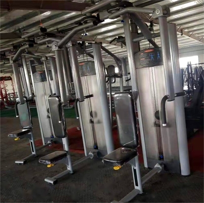 Équipement de gymnastique commercial Moteur de charge moyen Pectoral Fly Machine avec 1500*1400*2200 mm Taille