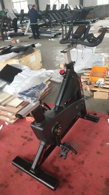 Équipement de remise en forme à domicile universel Bodybuilding Spinning Indoor Exercise Fit Bike