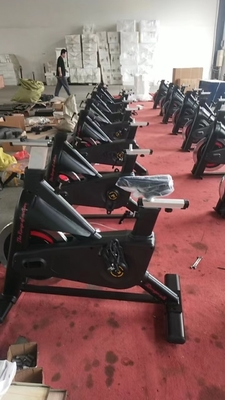 Équipement de remise en forme à domicile universel Bodybuilding Spinning Indoor Exercise Fit Bike
