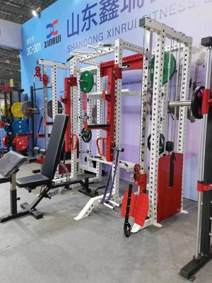 Multifonction Smith et squat rack pour exercice de gym avec sélection de poids réglable