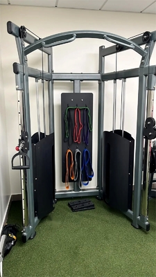 Appareil câblé pour entraînement de fitness unisexe dans le gymnase universel