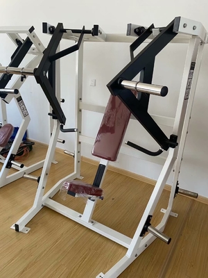 Équipement de remise en forme avec plaque ISO-LATERAL Appuie sur l'épaule pour une activation musculaire maximale