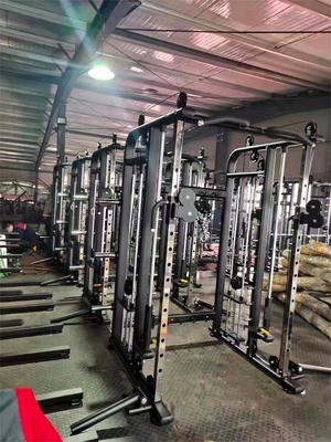 La machine Smith multifonctionnelle pour une formation complète