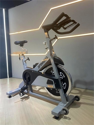 Exercice aérobie Vélo de spinning en intérieur avec résistance magnétique et fonction de musculation