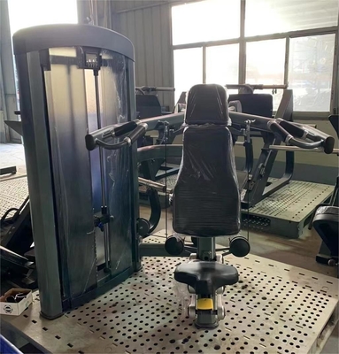 Machine de pressage à épaule en acier à charge moyenne pour gymnastique commerciale avec sélection de la charge des broches