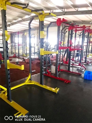 Améliorez votre salle de gym à domicile avec un support de squat multi-fonctionnel
