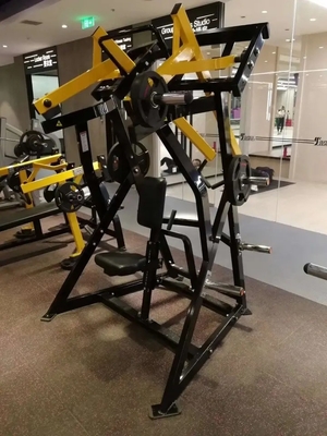 Maximisez votre entraînement avec l'entraînement universel de force du dos.