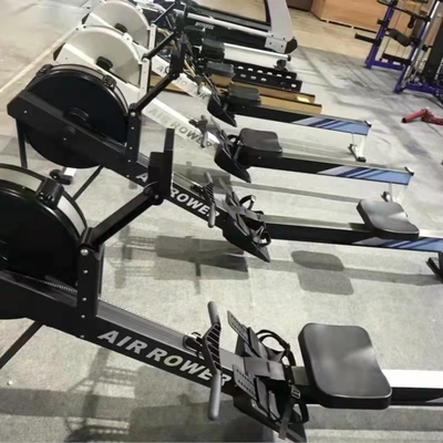 Appareil d'aviron à rames commercial efficace pour le fitness en plein air 70kg 2240*610*508