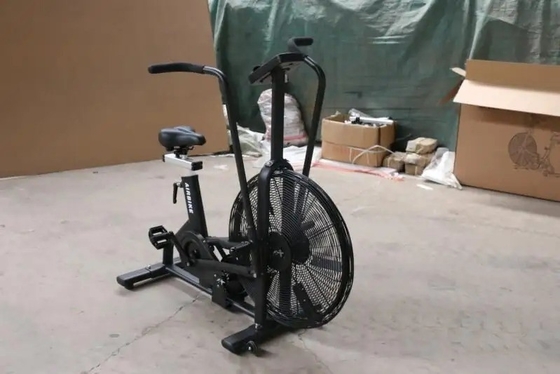 Entraînement cardiovasculaire intensif avec le vélo commercial Befreeman Air en Gary/rouge/noir/jaune