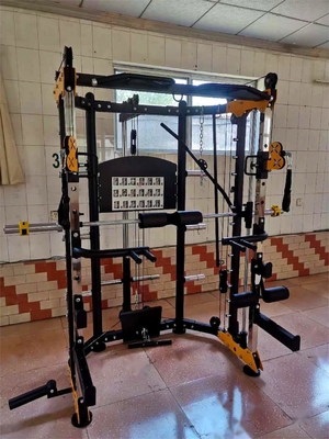 1730*2010*2230mm Équipement de gymnastique Commercial Multi Trainer Accrocheuse Smith Machine Power Rack