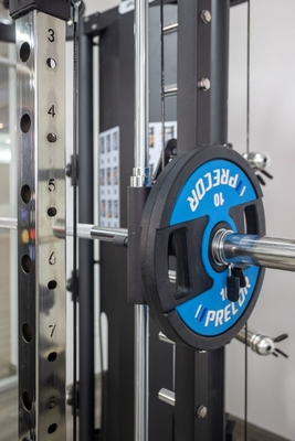Logo personnalisé Logo disponible à l'intérieur tout en un équipement de gym pour l'entraînement en force