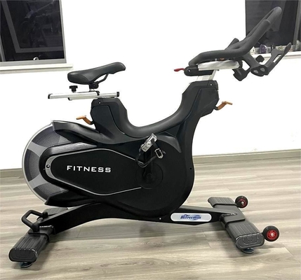Gymnase commercial Magnétique Spinning Bike Cadre optionnel Couleur Résistance auto-générée