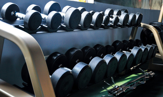 19.5 kg Capacité de charge Équipement de remise en forme du gymnase Mandelons Réservoir de rangement Design pliable