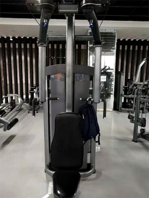 Machine à mouche à pont pectoral pour renforcer les bras et la force de la poitrine dans les équipements de gym en acier