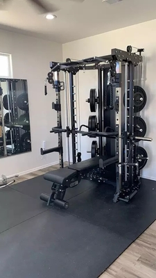2023 Conçue multi-fonctionnelle HOME Gym Smith Machine pour l'entraînement de résistance unisexe