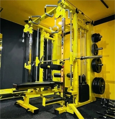 Équipement de gymnastique multifonctionnel avec piles de poids et capacité de 80 kg*3 pour le commerce