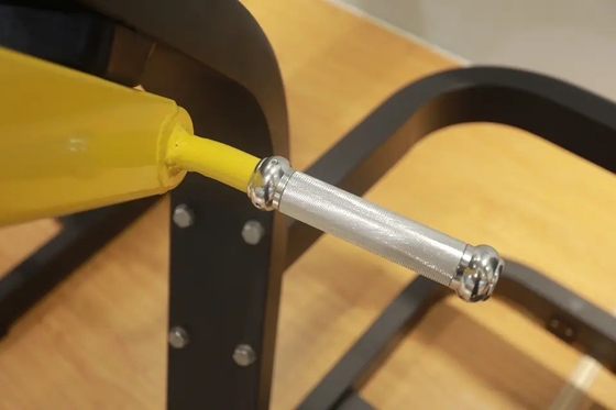 Commercial Plate chargée Biceps Triceps avant tirage pour le matériel de gym 1550 * 670 * 1400 mm