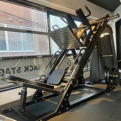 Chargeuse moyenne 2 en 1 Machine de squat et de pressage des jambes pour l'entraînement de force commercial