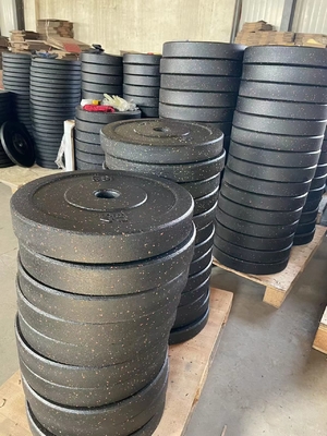Plaques de levage de poids en caoutchouc et fer pour équipements d'exercice commerciaux sur mesure