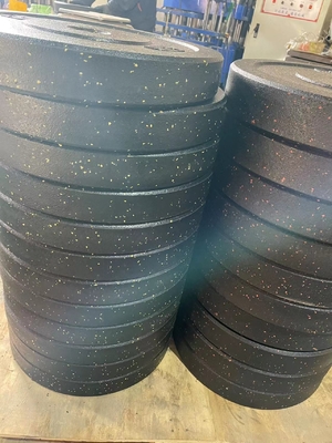 Plaques de levage de poids en caoutchouc et fer pour équipements d'exercice commerciaux sur mesure