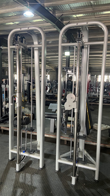 L'équipement de remise en forme de la machine à mouche de la rangée Lat Pulldown Machine de remise en forme de l'équipement de remise en forme de la pile de poids de la broche chargée salle de sport à domicile
