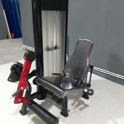 Machine d'extension de jambe assise réglable pour les entraînements de renforcement des cuisses du quadriceps
