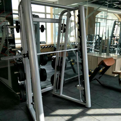 1550*1150*2350mm Taille Smith Machine pour le culturisme multi-fonctionnelle commerciale