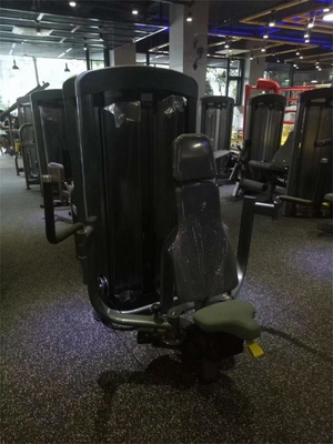 Machine de musculation réglable instantanément pour l' entraînement de la force