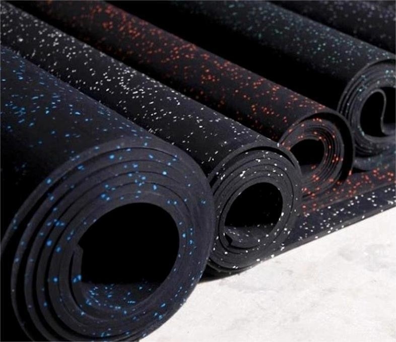 Accessoires de gymnase Tapis de sol en caoutchouc tapis de caoutchouc à rouleaux pour sol de gym personnalisé